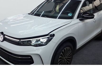 VW Tiguan 8.285 km 36.795 &euro; Gotha 99867