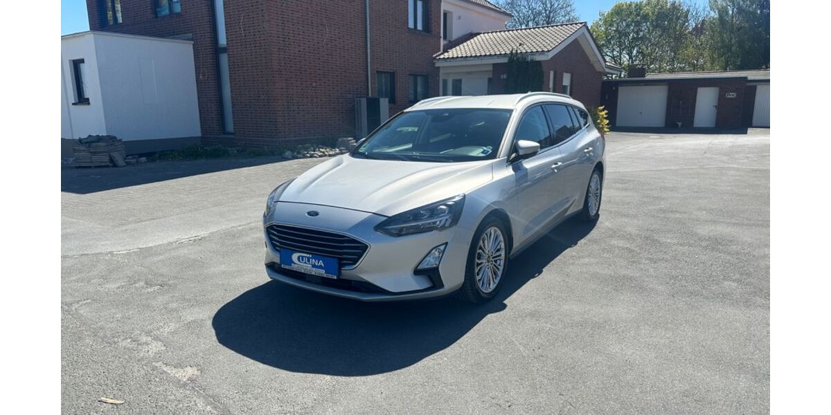 Ford Focus 215.000 km 7.900 &euro; Erwitte 59597