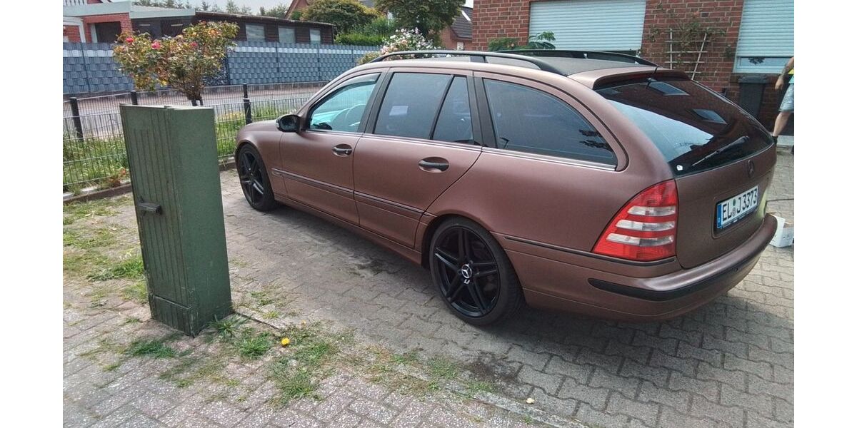 Mercedes-Benz 320 387.675 km 6.800 &euro; Dersum 26906
