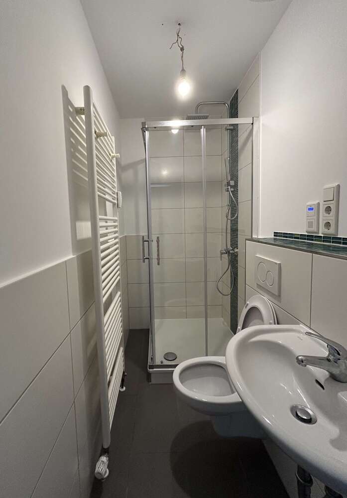 Wohnung zum Mieten in Krefeld 250 € 26.05 m²