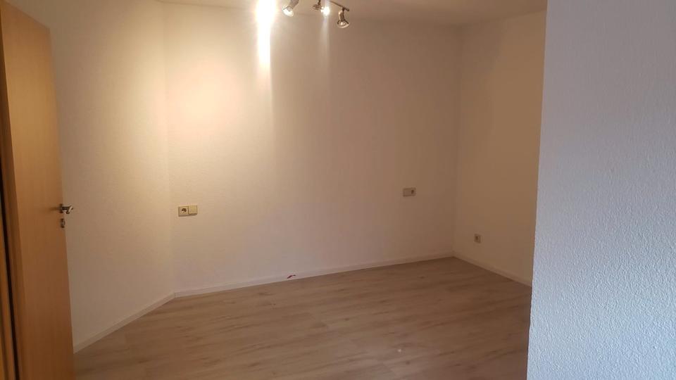 Etagenwohnung Hüfingen - 2.5 Zimmer, 65 m&sup2;, 500&euro; | Angebot:26404884