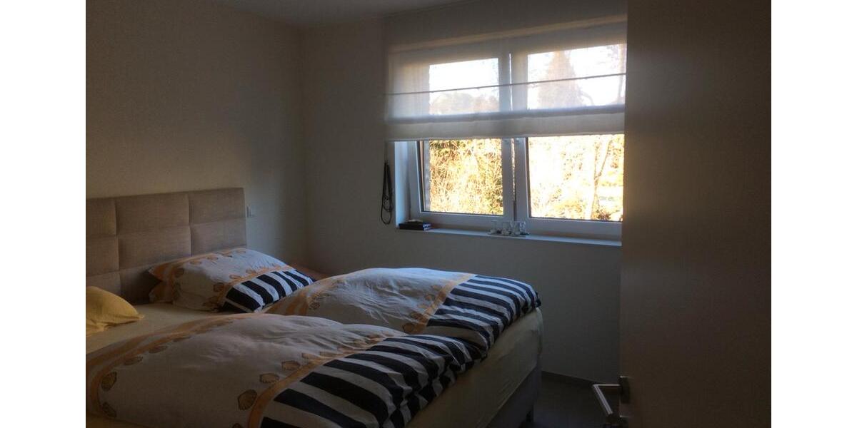 Erdgeschoßwohnung Jüchen - 3 Zimmer, 90 m&sup2;, 1.290&euro; | Angebot:26330107