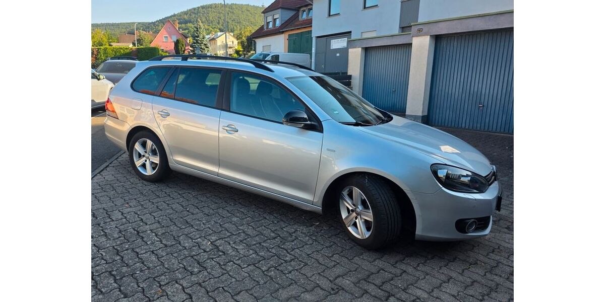 VW Golf 216.000 km 4.300 &euro; Miltenberg 63897