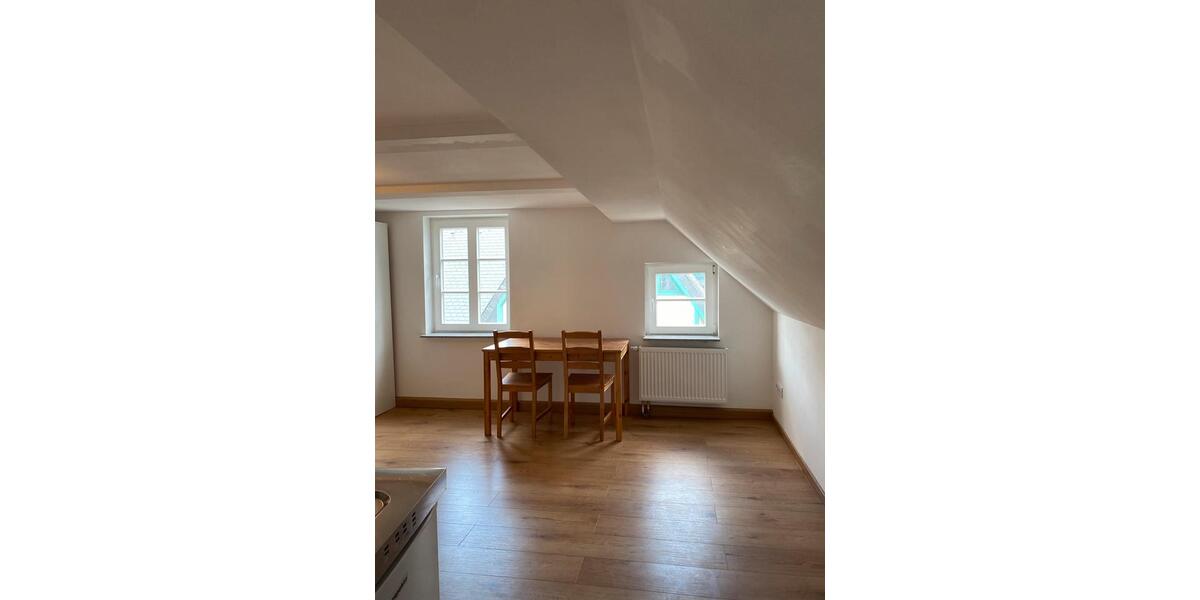Dachgeschoßwohnung Schwelm - 1 Zimmer, 25 m&sup2;, 499&euro; | Angebot:25049457