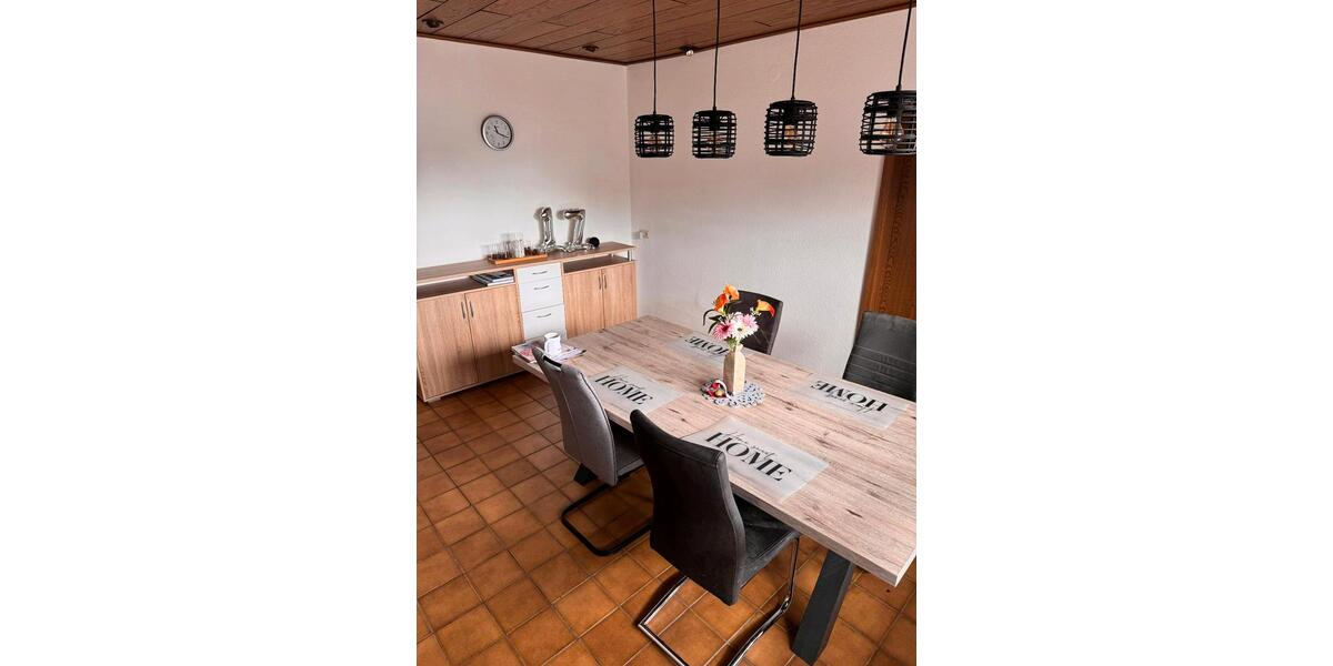 Einfamilienhaus Saterland - 6 Zimmer, 120 m&sup2;, 850&euro; | Angebot:26607176
