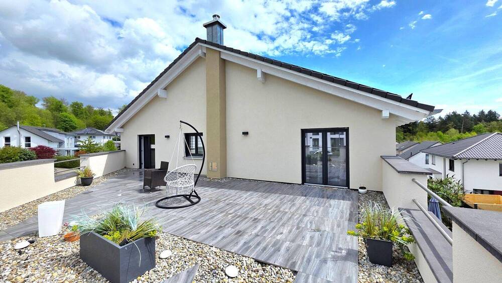 Einfamilienhaus Waldshut-Tiengen Waldshut - 4 Zimmer, 140 m&sup2;, 2.200&euro; | Angebot:26028505