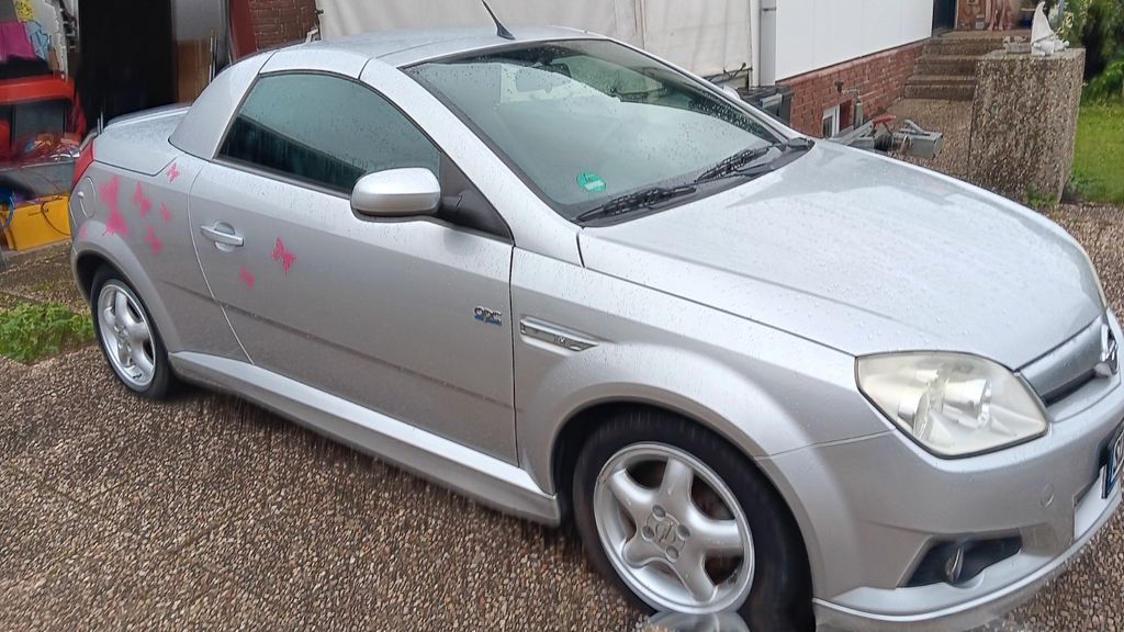 Opel Tigra 105.000 km 2.900 &euro; Rheinbach 53359