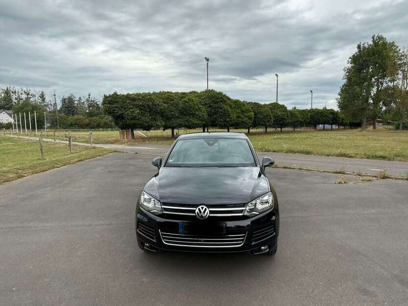 VW Touareg 198.890 km 15.900 € Helmstedt 38372