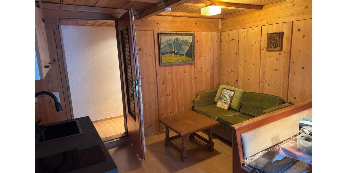 Etagenwohnung Hausham - 2 Zimmer, 35 m&sup2;, 400&euro; | Angebot:24737333