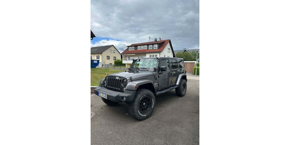 Jeep Wrangler 197.600 km 21.800 &euro; Kolbingen 78600