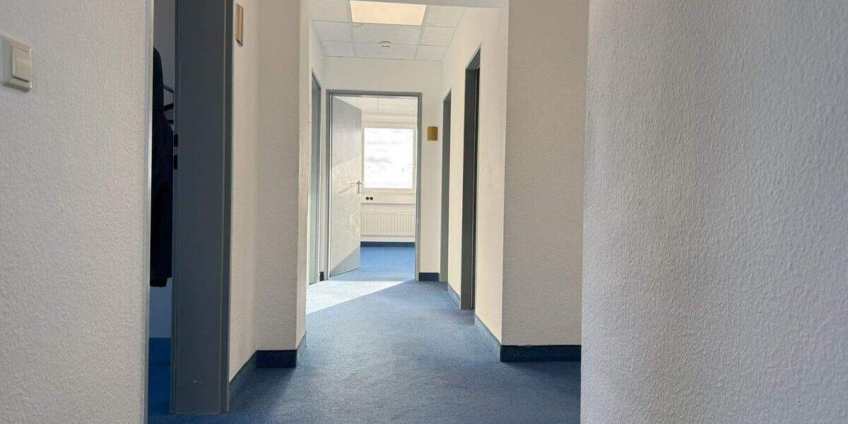 Gewerbeobjekt Heilbronn - 6 Zimmer, 125 m&sup2;, 1.375&euro; | Angebot:25690318