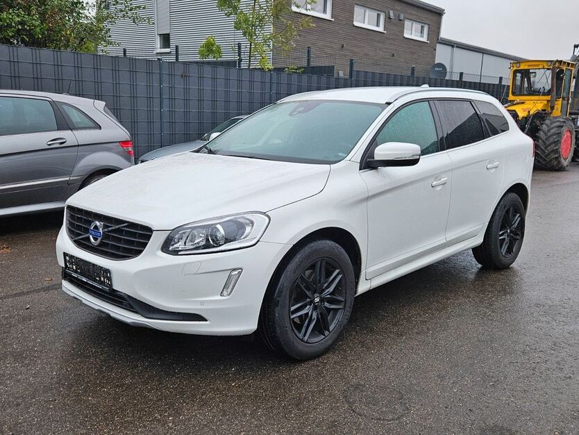 Volvo XC60 228.000 km 11.950 € Aldingen 78554