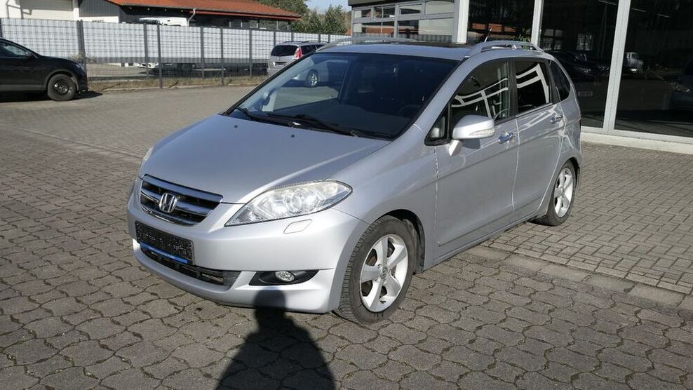 FR-V