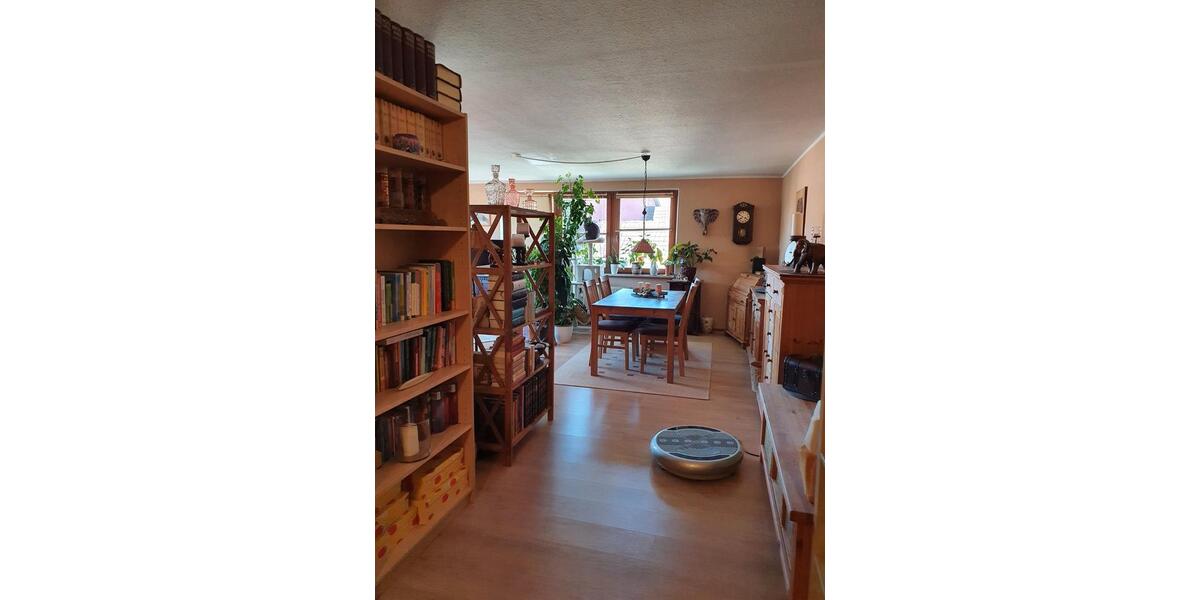 Etagenwohnung Meiningen - 3 Zimmer, 100 m&sup2;, 660&euro; | Angebot:26349772