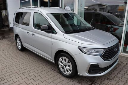 Ford Tourneo Connect 8.250 km 32.980 &euro; Cham 93413