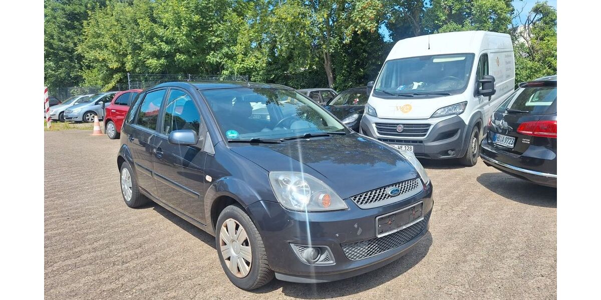 Ford Fiesta 182.000 km 1.300 &euro; Bremerhaven 27576