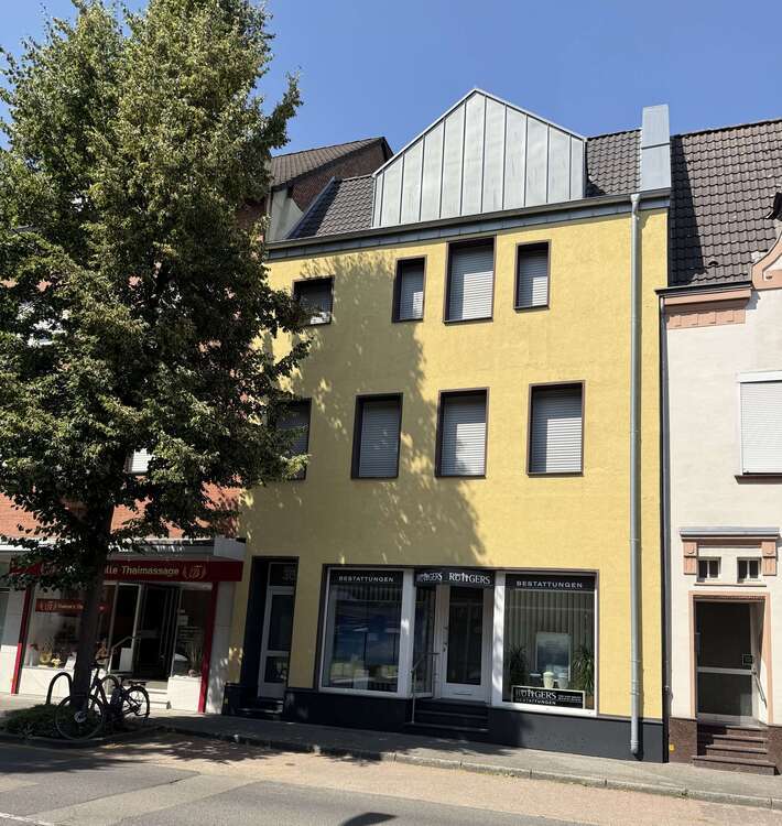 Haus zum Kaufen in Mönchengladbach 299.000 € 211 m²