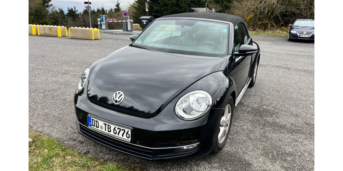 VW Beetle Cabriolet 138.000 km 13.900 &euro; Dresden 01067