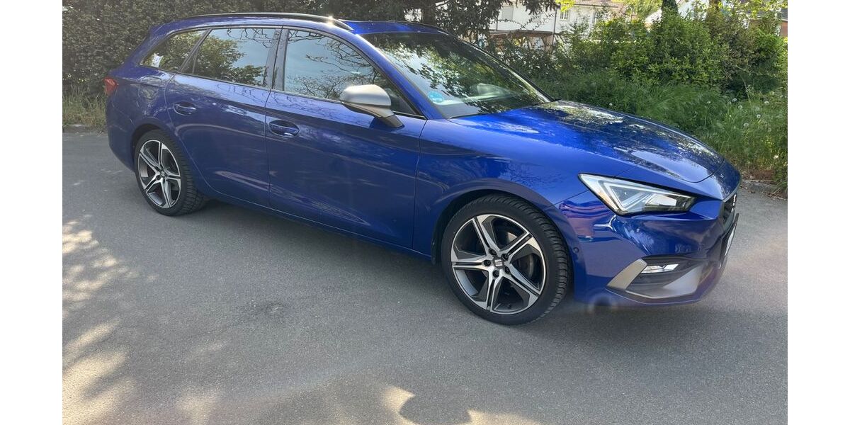 Seat Leon 68.177 km 21.490 &euro; Singen 78224