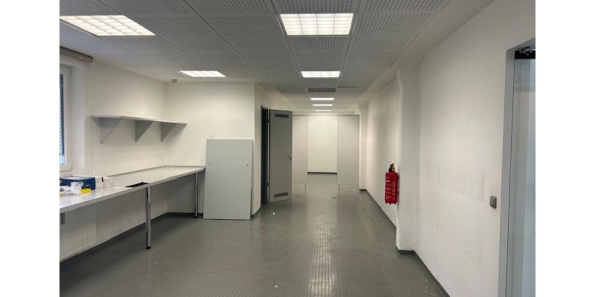 Gewerbeobjekt Deggendorf - 650&euro; | Angebot:23497240