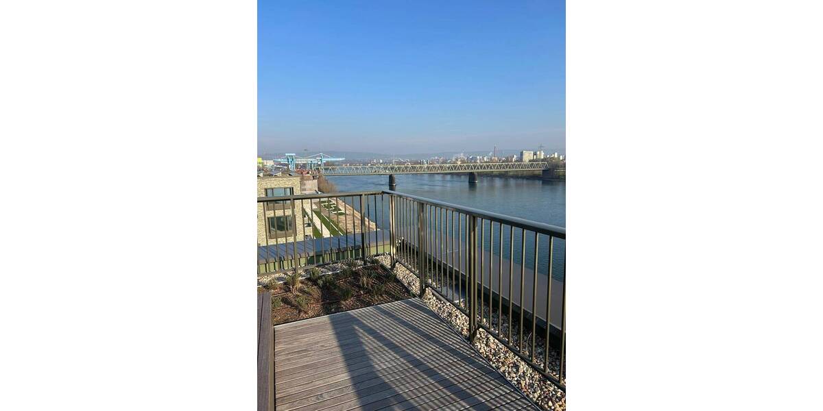 Etagenwohnung Mainz Neustadt - 3 Zimmer, 90 m&sup2;, 2.200&euro; | Angebot:25928936