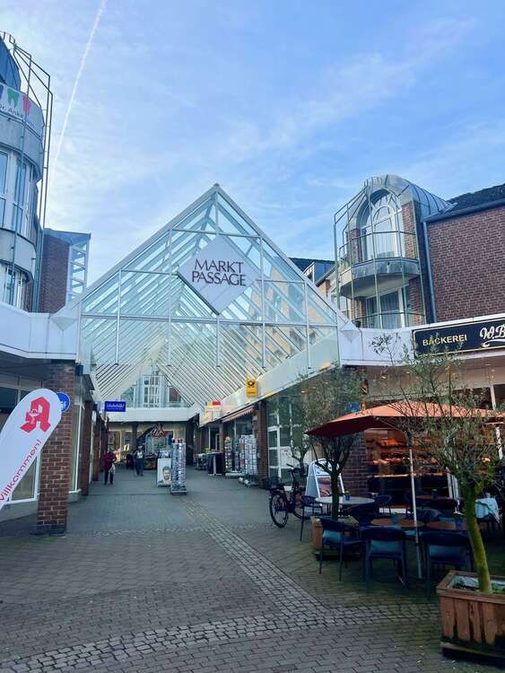 Einzelhandel in Haan 2.000 € 120 m²