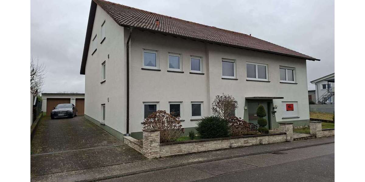 Einfamilienhaus Kraichtal - 10 Zimmer, 303 m&sup2;, 490.000&euro; | Angebot:25845445