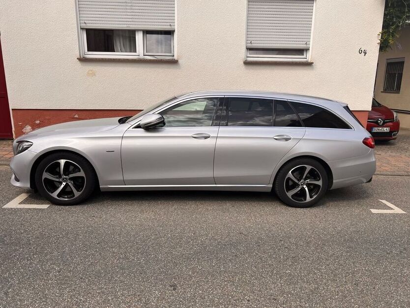 E 220