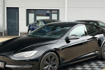 Tesla Model S 103.777 km 68.750 &euro; Emsbüren 48488