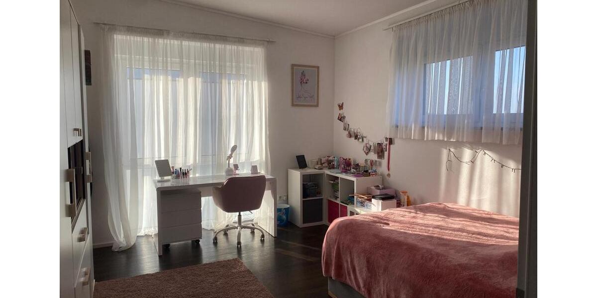 Modernes Einfamilienhaus mit großem Garten und weitem Ausblick 5 zimmer