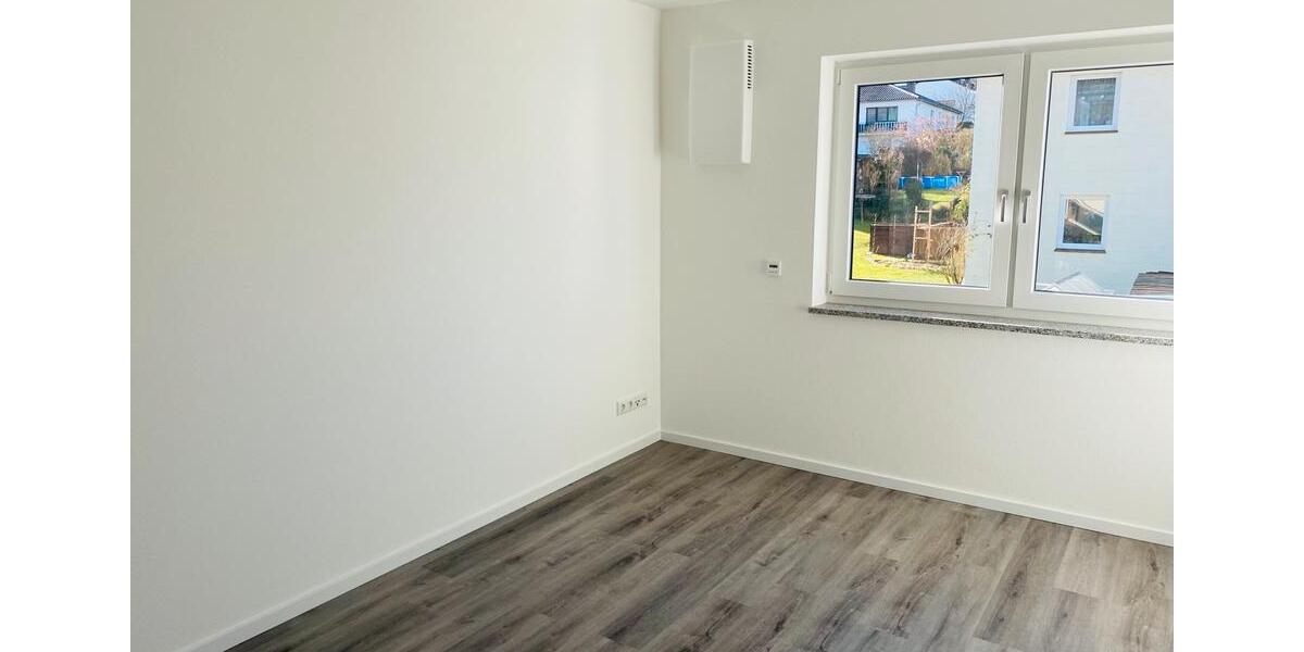 Erdgeschoßwohnung Rottenburg an der Laaber - 3 Zimmer, 104 m&sup2;, 1.170&euro; | Angebot:25977249