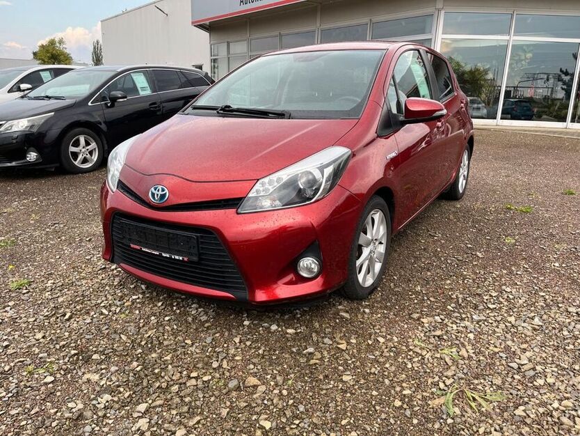 Yaris