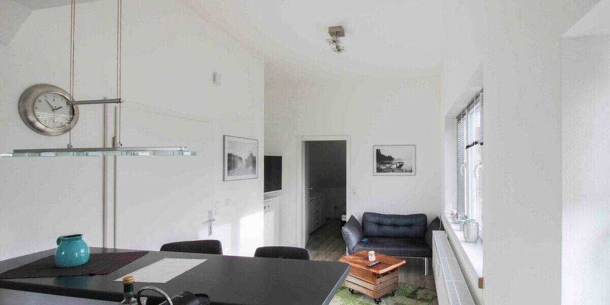 Mehrfamilienhaus, Wohnhaus Zetel - 9 Zimmer, 299.000&euro; | Angebot:26657581