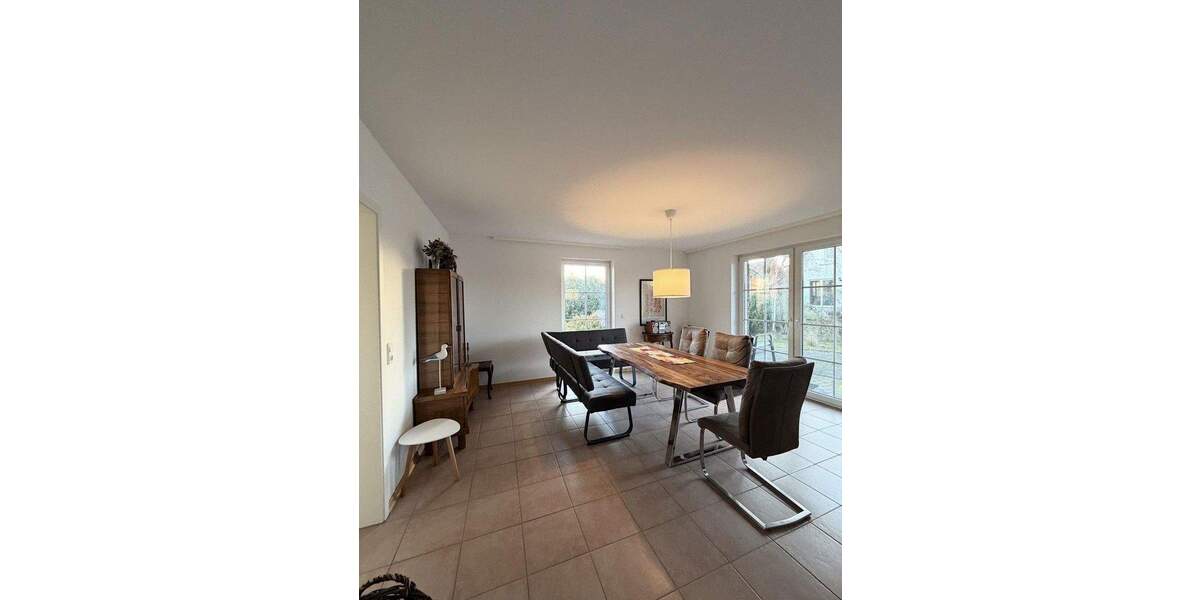 Großzügiges Einfamilienhaus mit umlaufender Terrasse 6 zimmer