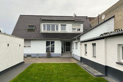Haus Mannheim Sandhofen - 8 Zimmer, 202 m&sup2;, 779.000&euro; | Angebot:26999229