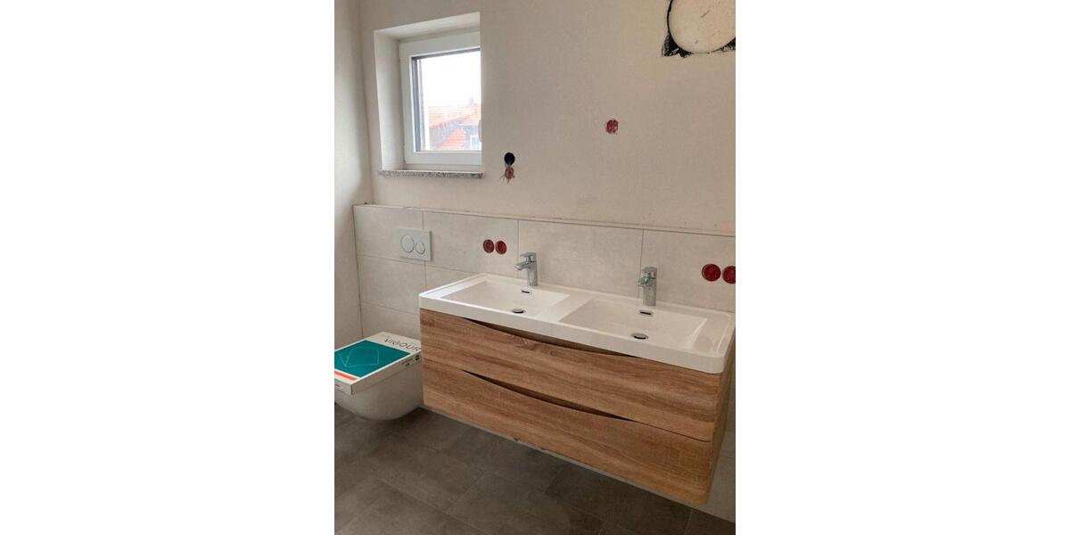 Mehrfamilienhaus, Wohnhaus Reichertshofen - 6 Zimmer, 175 m&sup2;, 2.250&euro; | Angebot:24355681