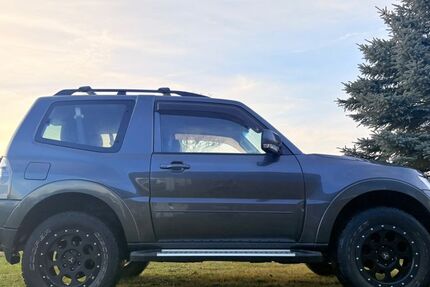 Mitsubishi Pajero 86.500 km 28.500 &euro; Neubrandenburg 17033