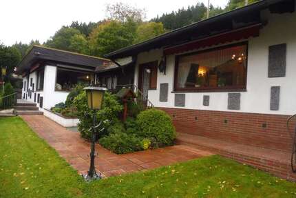 Haus zum Kaufen in Adenau 495.000 € 120 m² 4 zimmer