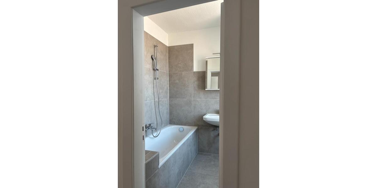 Etagenwohnung Rendsburg - 3 Zimmer, 90 m&sup2;, 1.050&euro; | Angebot:26349160