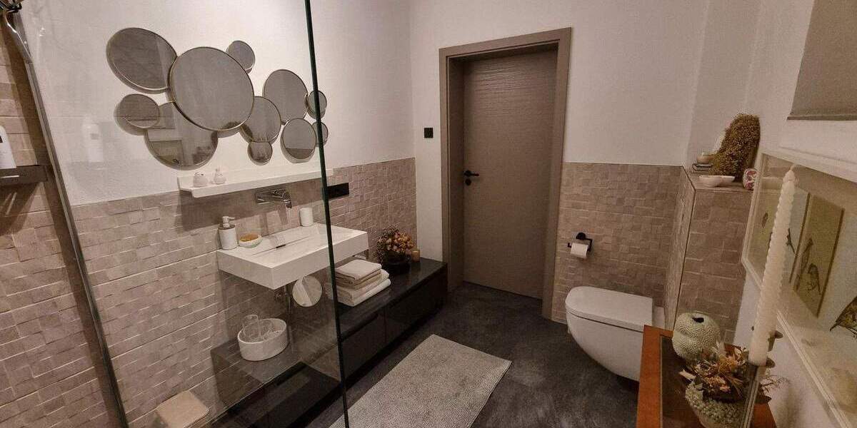 Einfamilienhaus Nümbrecht - 4 Zimmer, 196 m&sup2;, 745.000&euro; | Angebot:25657478