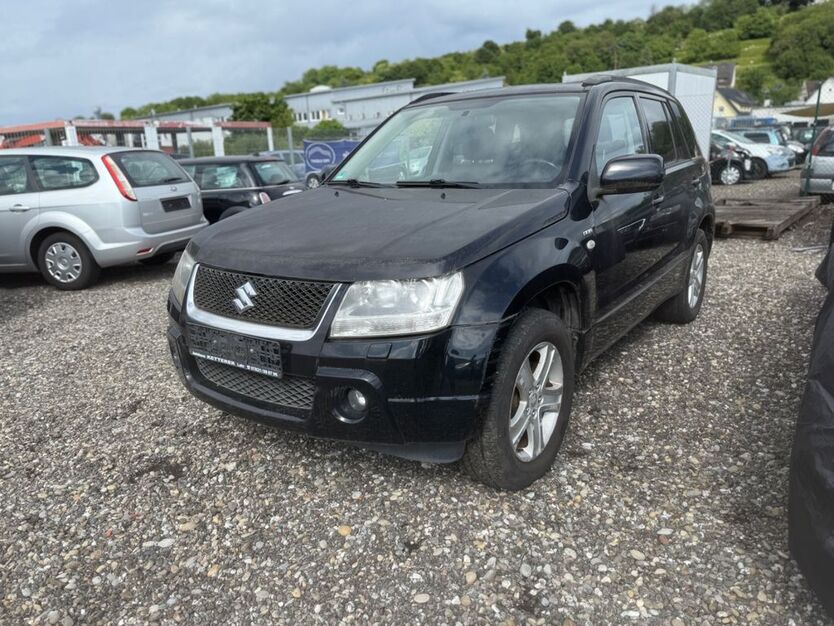 Suzuki Grand Vitara 236.756 km 3.100 € Ettenheim OT Altdorf 77955