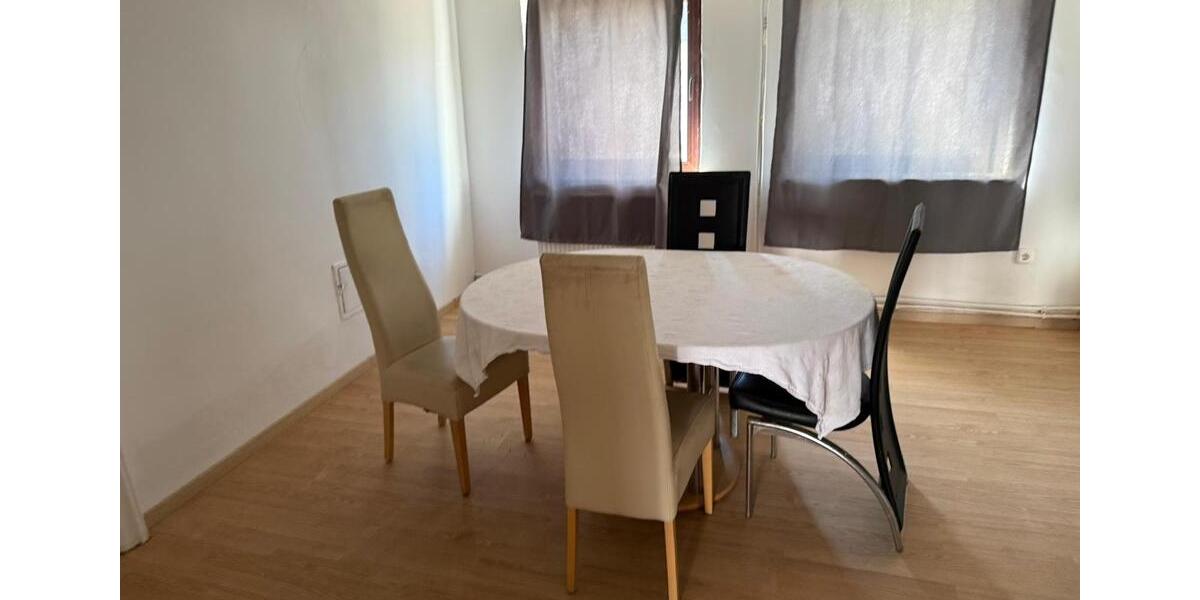 Einfamilienhaus Niederzier - 9 Zimmer, 270 m&sup2;, 170.000&euro; | Angebot:24506455