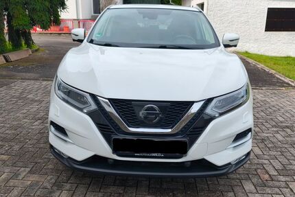 Nissan Qashqai 72.000 km 14.700 &euro; Kuppenheim 76456