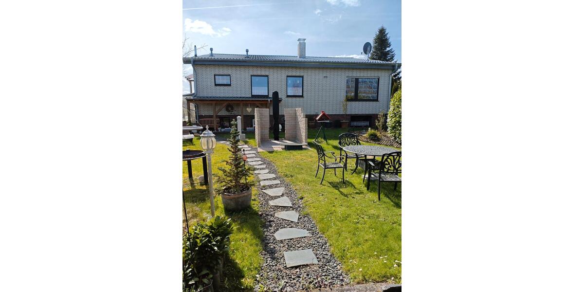 Einfamilienhaus Mehren - 6 Zimmer, 220 m&sup2;, 390.000&euro; | Angebot:26101990