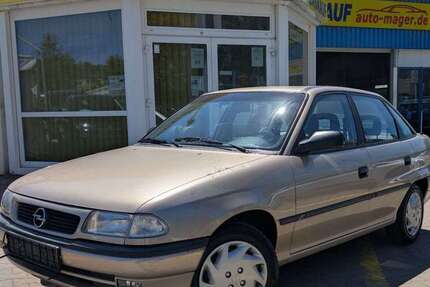Opel Astra 28.134 km 4.850 &euro; Würzburg 97078