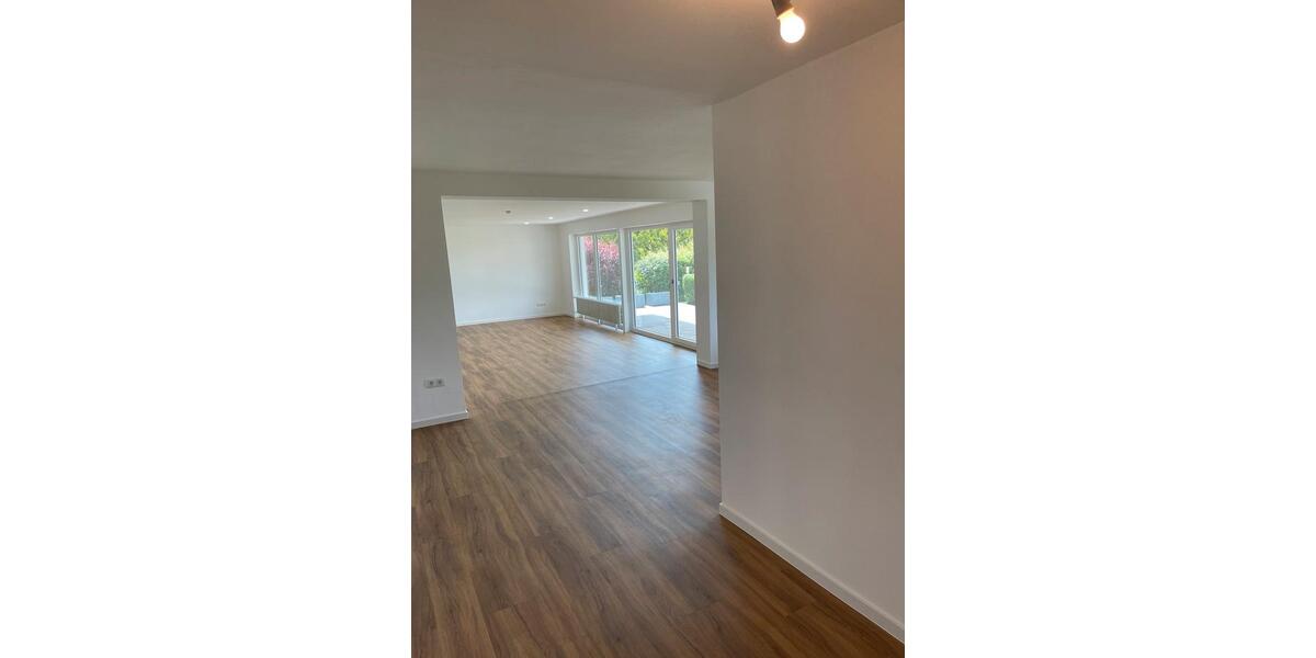 Erdgeschoßwohnung Walldürn - 3 Zimmer, 104 m&sup2;, 970&euro; | Angebot:26661635