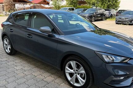 Seat Leon 4.315 km 25.500 &euro; Bischofswiesen 83483