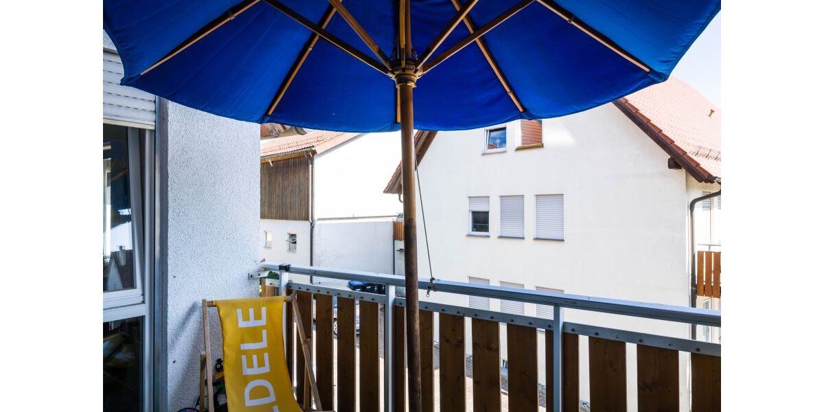 Provisionsfrei* Großzügiges Zweifamilienhaus - zwei Wohneinheiten, Terrasse, Balkon und eigene Stellplätze - Zweifamilienhaus Göppingen Faurndau | Angebot:26961593