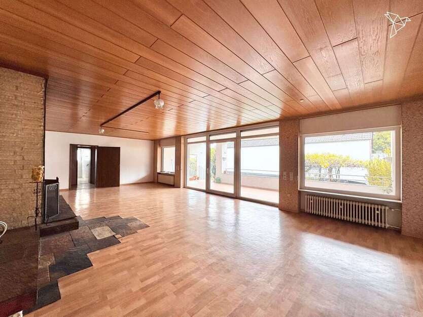 Haus zum Kaufen in Dannstadt-Schauernheim 749.000 € 500 m²