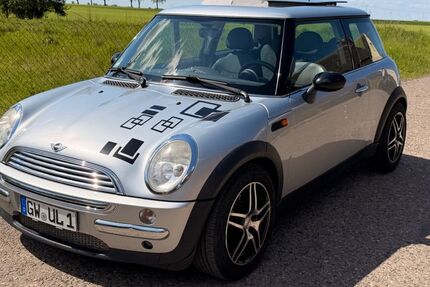 Mini Cooper 199.700 km 1.999 &euro; Gützkow 17506
